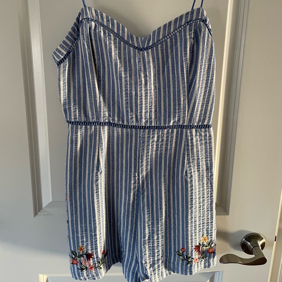 Blue and White Stripe Floral Romper - Picture 2 of 7